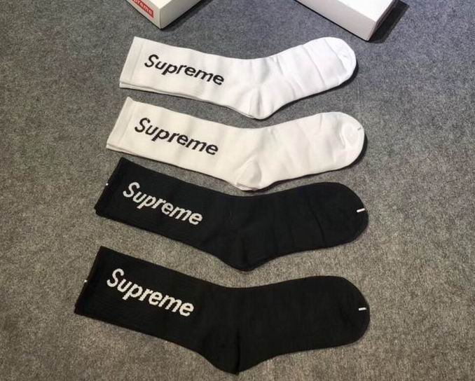 Supreme Sock 07